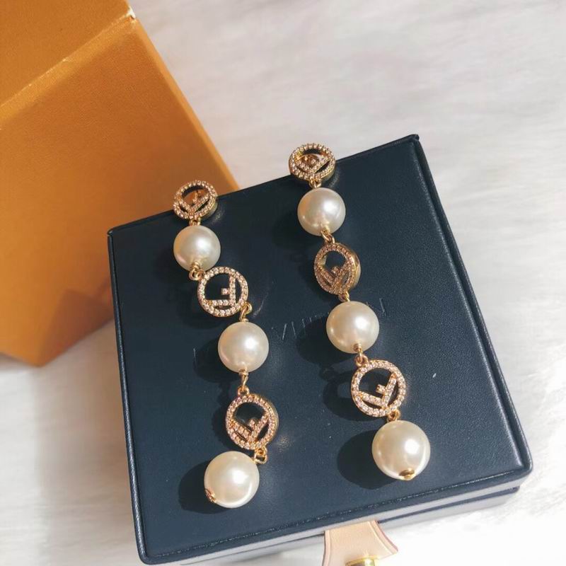 Fendi earring 03lyr91